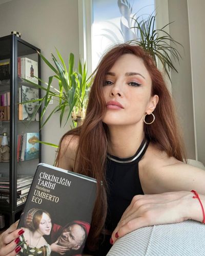 Mine Tuğay seksi ifşa fotoğrafı 286