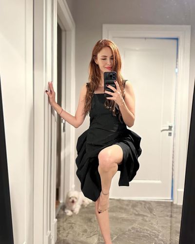Mine Tuğay seksi ifşa fotoğrafı 292