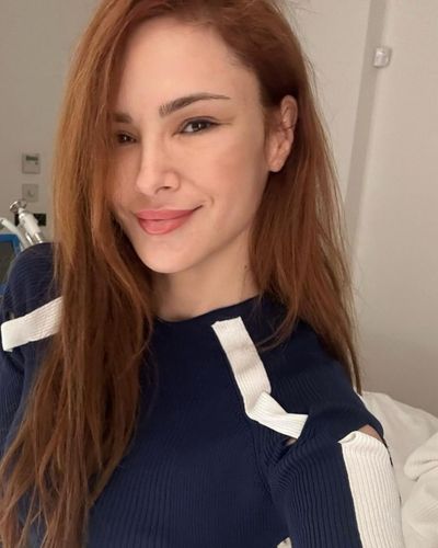 Mine Tuğay seksi ifşa fotoğrafı 301
