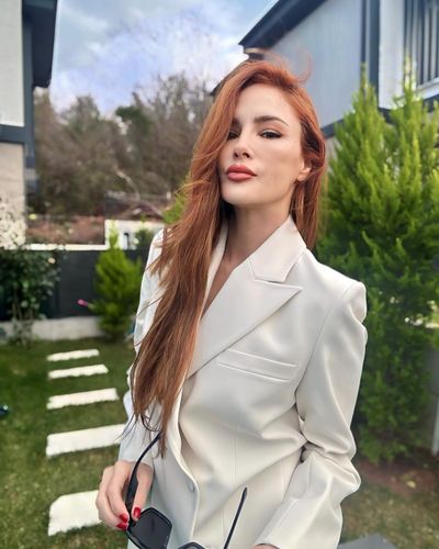 Mine Tuğay seksi ifşa fotoğrafı 311
