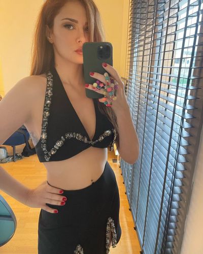 Mine Tuğay seksi ifşa fotoğrafı 330
