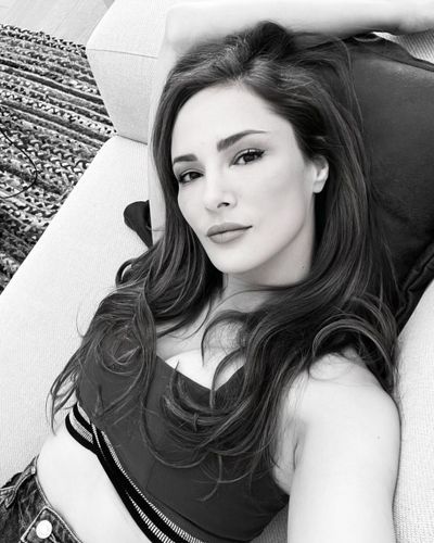 Mine Tuğay seksi ifşa fotoğrafı 331