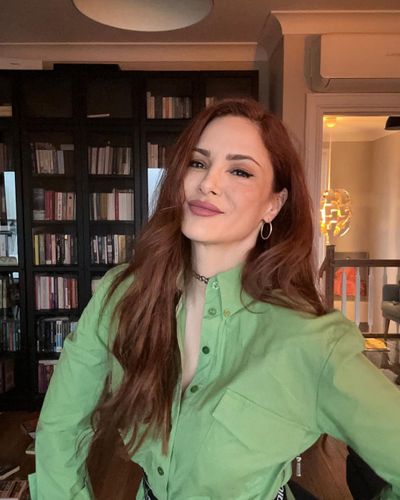 Mine Tuğay seksi ifşa fotoğrafı 347