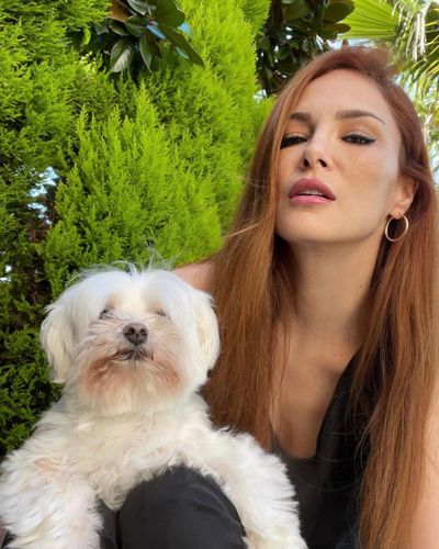 Mine Tuğay seksi ifşa fotoğrafı 381