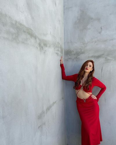 Mine Tuğay seksi ifşa fotoğrafı 402