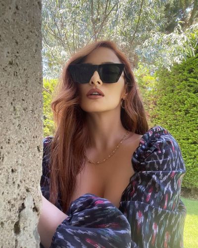 Mine Tuğay seksi ifşa fotoğrafı 440