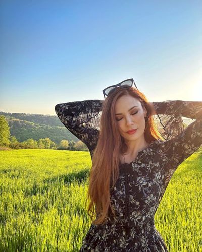 Mine Tuğay seksi ifşa fotoğrafı 441