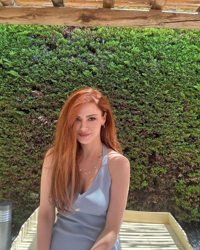 Mine Tuğay seksi ifşa fotoğrafı 450