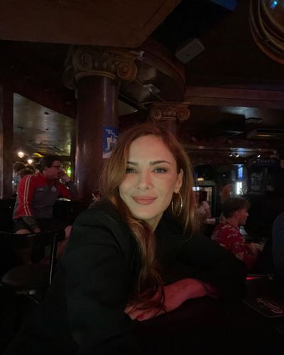 Mine Tuğay seksi ifşa fotoğrafı 471