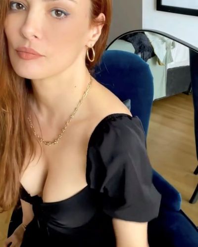 Mine Tuğay seksi ifşa fotoğrafı 474