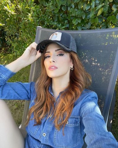 Mine Tuğay seksi ifşa fotoğrafı 514
