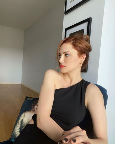 Mine Tuğay seksi ifşa fotoğrafı 547