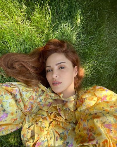 Mine Tuğay seksi ifşa fotoğrafı 551