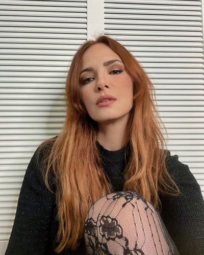 Mine Tuğay seksi ifşa fotoğrafı 562
