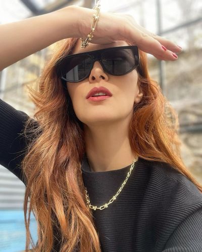 Mine Tuğay seksi ifşa fotoğrafı 579