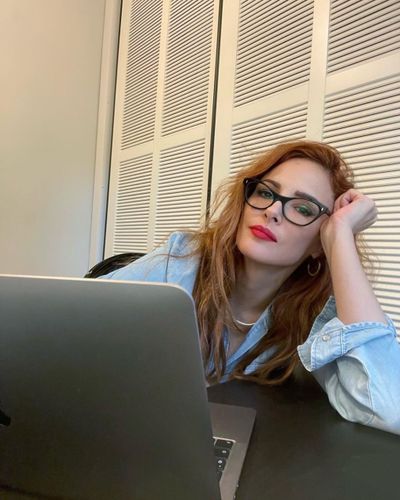 Mine Tuğay seksi ifşa fotoğrafı 646