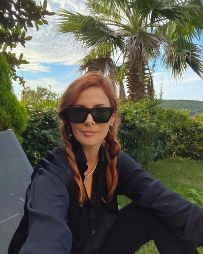 Mine Tuğay seksi ifşa fotoğrafı 674
