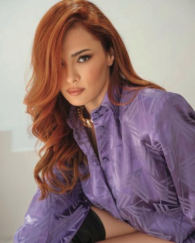 Mine Tuğay seksi ifşa fotoğrafı 688