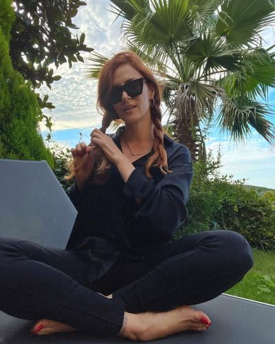 Mine Tuğay seksi ifşa fotoğrafı 693