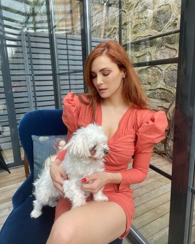 Mine Tuğay seksi ifşa fotoğrafı 695