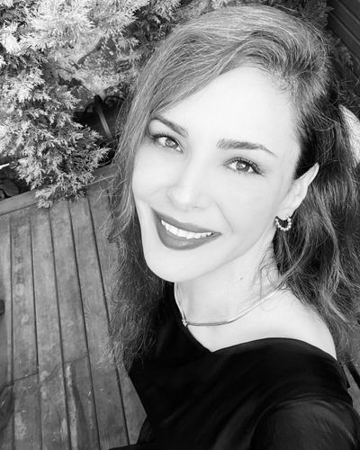 Mine Tuğay seksi ifşa fotoğrafı 697