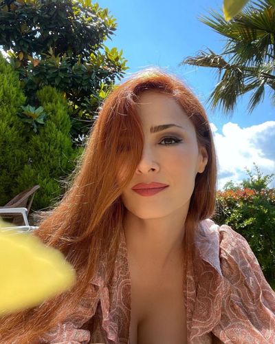 Mine Tuğay seksi ifşa fotoğrafı 746
