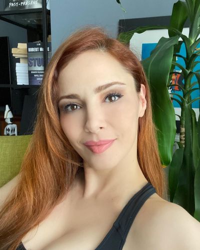 Mine Tuğay seksi ifşa fotoğrafı 778