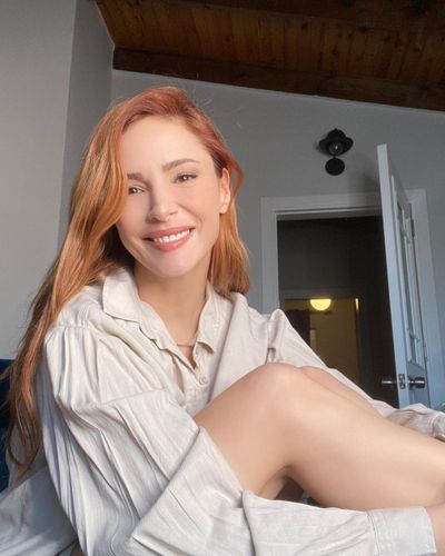 Mine Tuğay seksi ifşa fotoğrafı 780