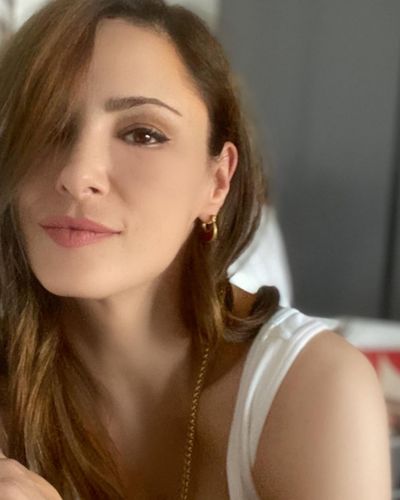 Mine Tuğay seksi ifşa fotoğrafı 813
