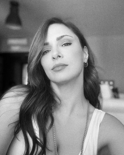 Mine Tuğay seksi ifşa fotoğrafı 814