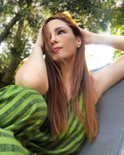 Mine Tuğay seksi ifşa fotoğrafı 837
