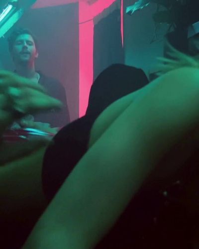 Müge Bayramoğlu seksi ifşa fotoğrafı 121 — Çıplak (2020)