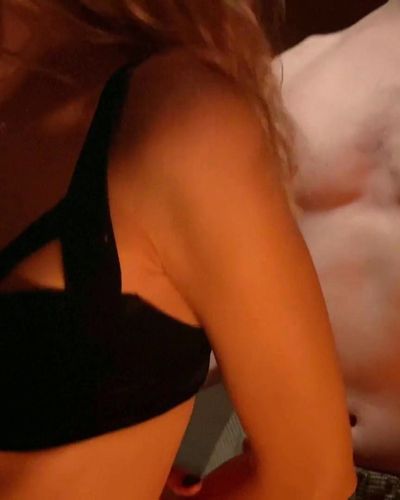 Müge Bayramoğlu seksi ifşa fotoğrafı 170 — Çıplak (2020)