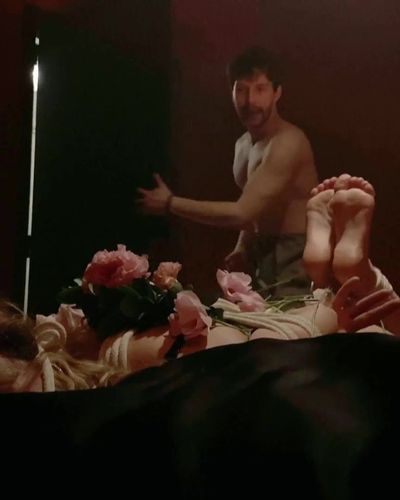 Müge Bayramoğlu seksi ifşa fotoğrafı 181 — Çıplak (2020)