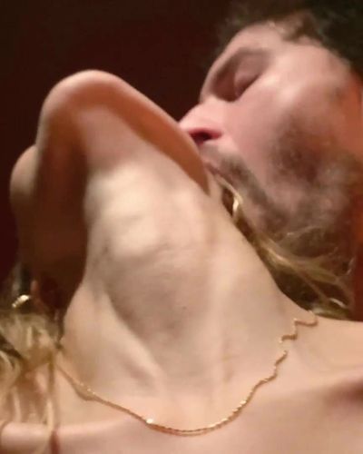 Müge Bayramoğlu seksi ifşa fotoğrafı 184 — Çıplak (2020)
