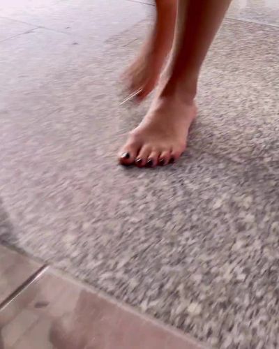 Müge Bayramoğlu seksi ifşa fotoğrafı 22 — Çıplak (2020)