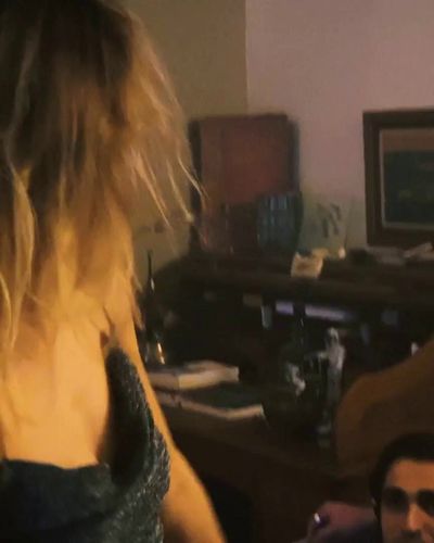 Müge Bayramoğlu seksi ifşa fotoğrafı 226 — Çıplak (2020)