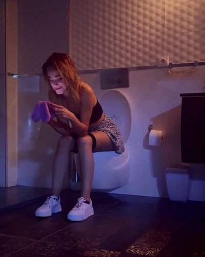 Müge Bayramoğlu seksi ifşa fotoğrafı 33 — Çıplak (2020)