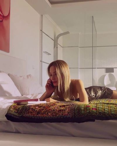 Müge Bayramoğlu seksi ifşa fotoğrafı 39 — Çıplak (2020)