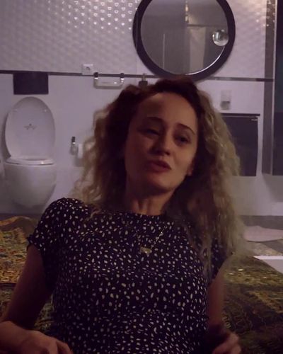 Müge Bayramoğlu seksi ifşa fotoğrafı 42 — Çıplak (2020)