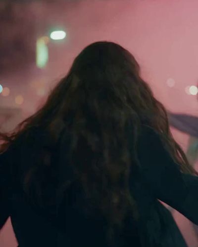 Neslihan Atagül seksi ifşa fotoğrafı 1 — Ah Belinda (2023)