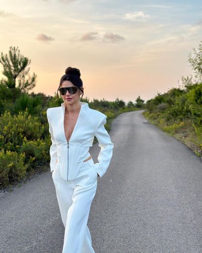 Nesrin Cavadzade seksi ifşa fotoğrafı 120