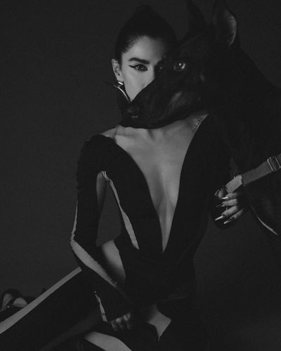 Nesrin Cavadzade seksi ifşa fotoğrafı 183