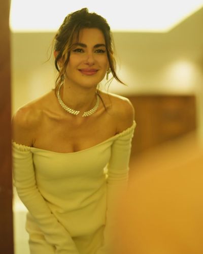 Nesrin Cavadzade seksi ifşa fotoğrafı 275