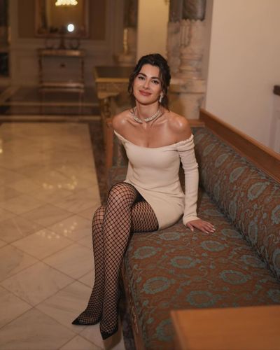 Nesrin Cavadzade seksi ifşa fotoğrafı 287