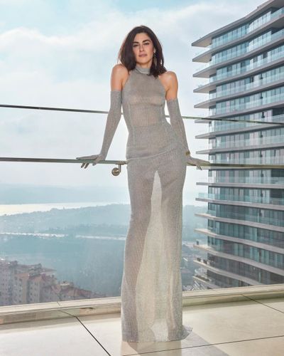 Nesrin Cavadzade seksi ifşa fotoğrafı 298