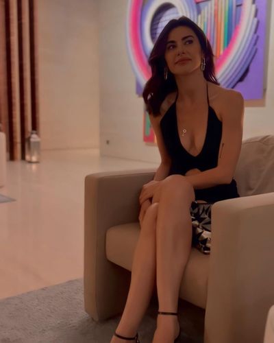 Nesrin Cavadzade seksi ifşa fotoğrafı 300