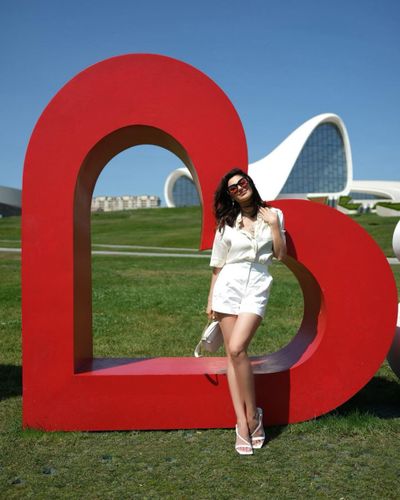 Nesrin Cavadzade seksi ifşa fotoğrafı 314