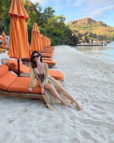 Nesrin Cavadzade seksi ifşa fotoğrafı 324