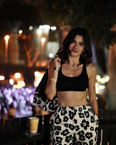Nesrin Cavadzade seksi ifşa fotoğrafı 345